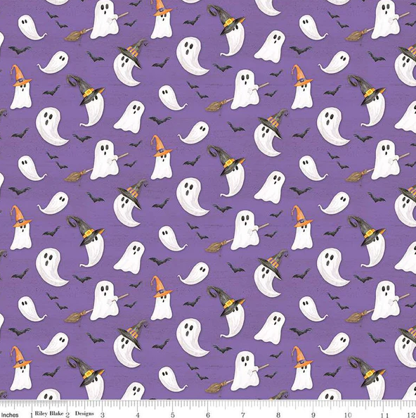 Riley Blake - Ghosts Purple - 1/2 YARD CUT