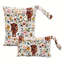 Load image into Gallery viewer, Highland Cow 2 piece Bag Set
