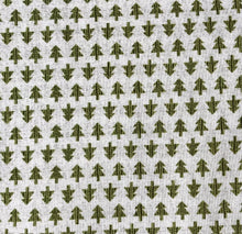 Load image into Gallery viewer, Wilmington Prints - Cozy Critters - Tiny Trees Lt Grey - 1/2 YARD CUT
